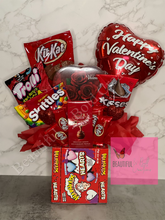 Load image into Gallery viewer, Candy Bouquet
